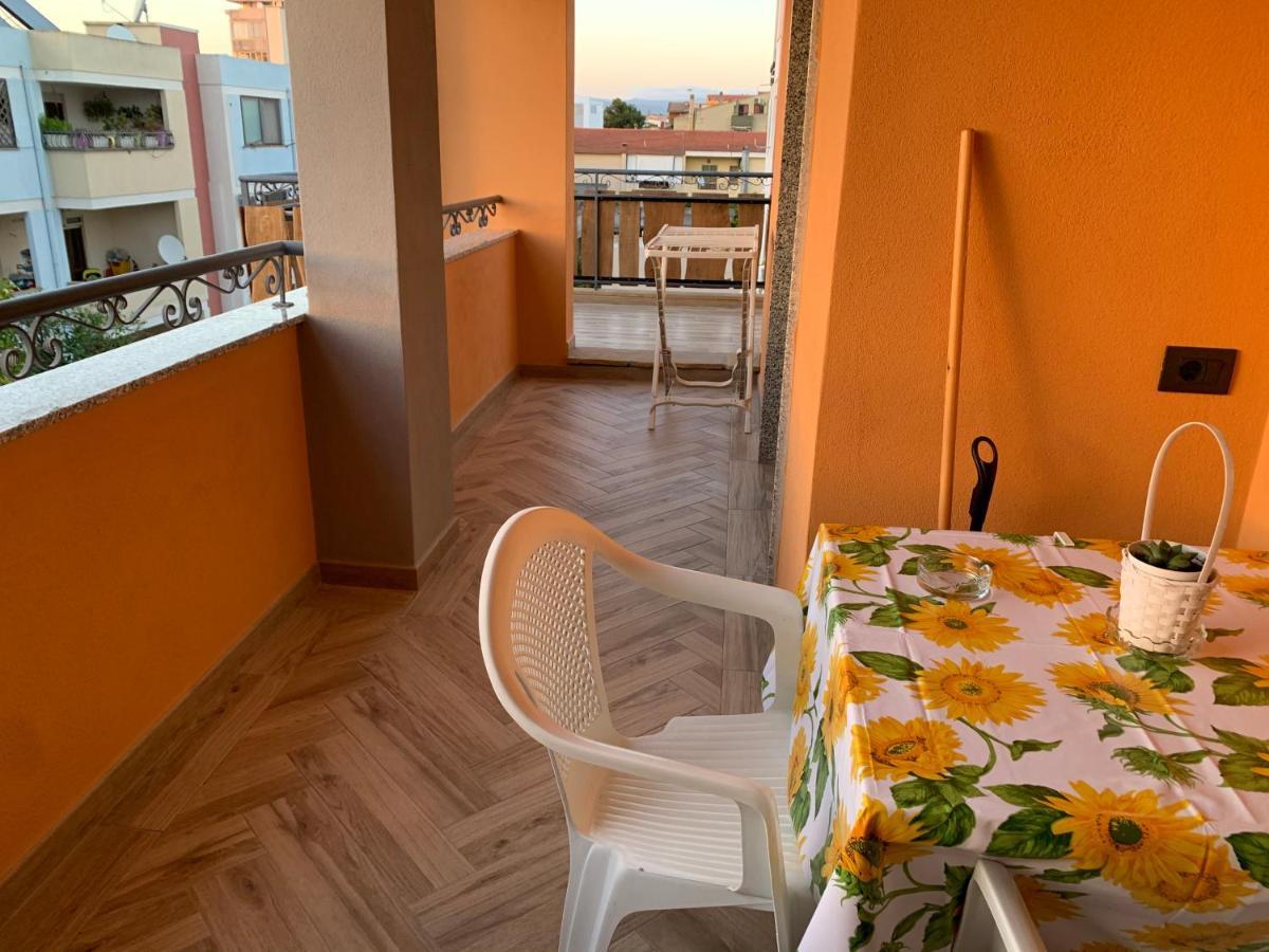 B&B Paradise Home Quartu Sant'Elena Bagian luar foto