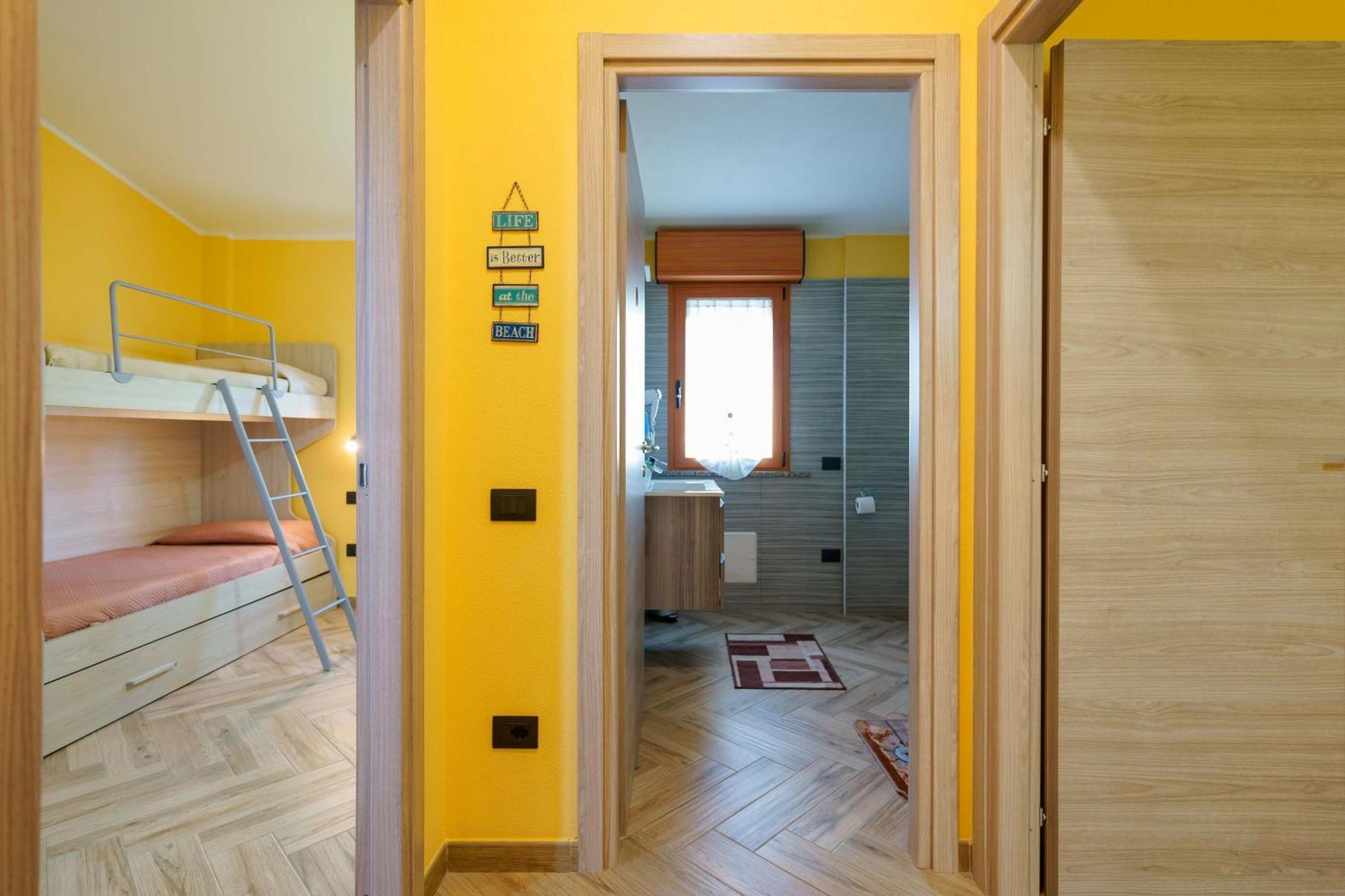B&B Paradise Home Quartu Sant'Elena Bagian luar foto