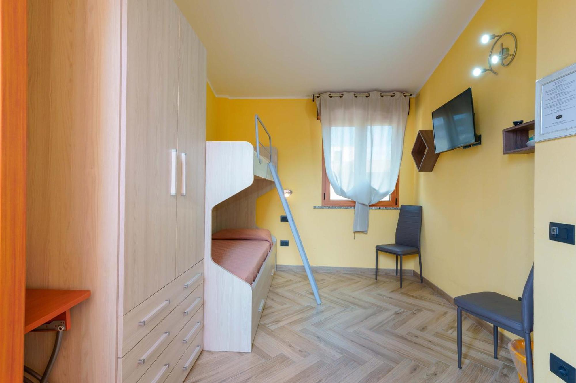 B&B Paradise Home Quartu Sant'Elena Bagian luar foto