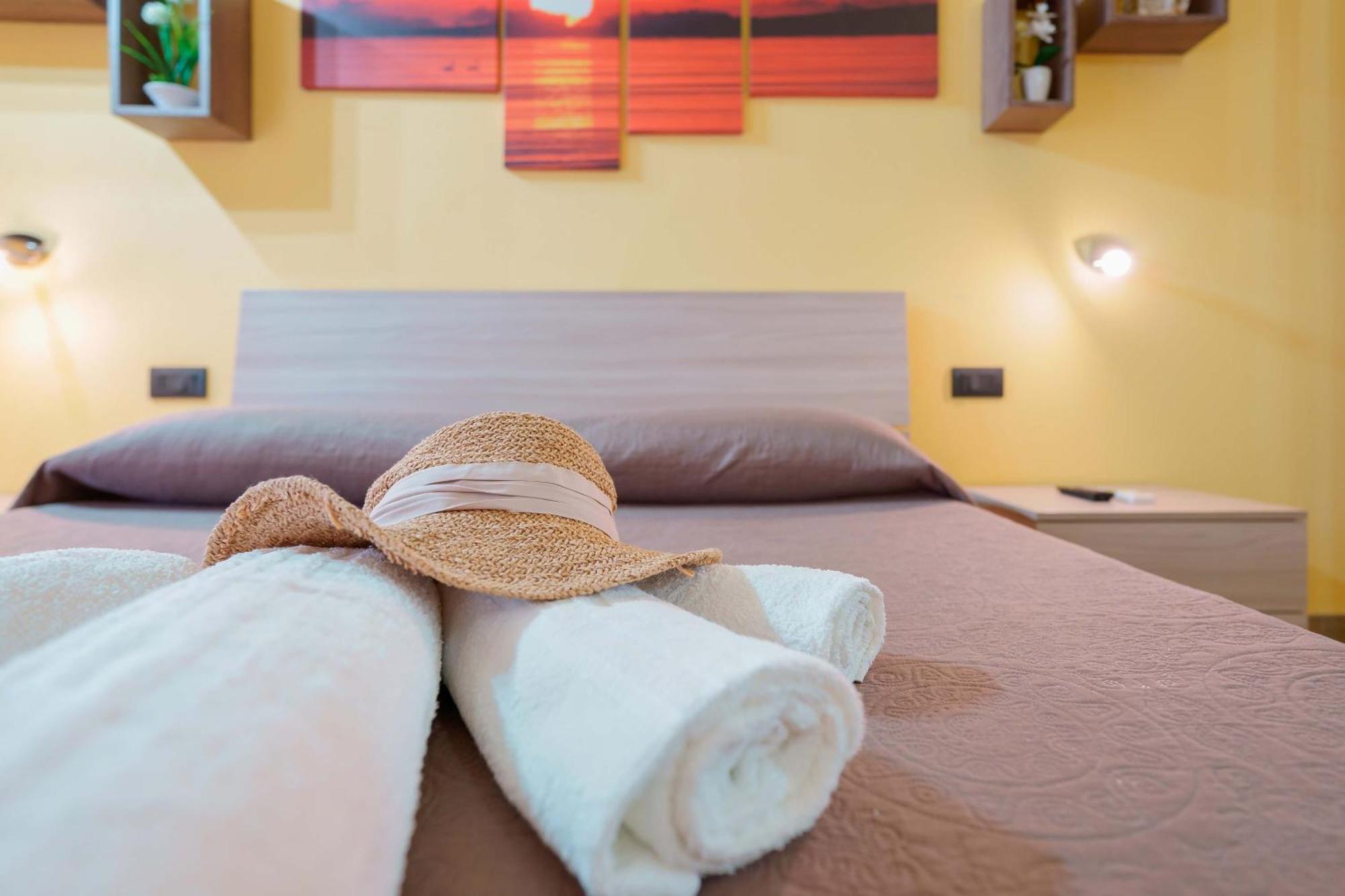 B&B Paradise Home Quartu Sant'Elena Bagian luar foto