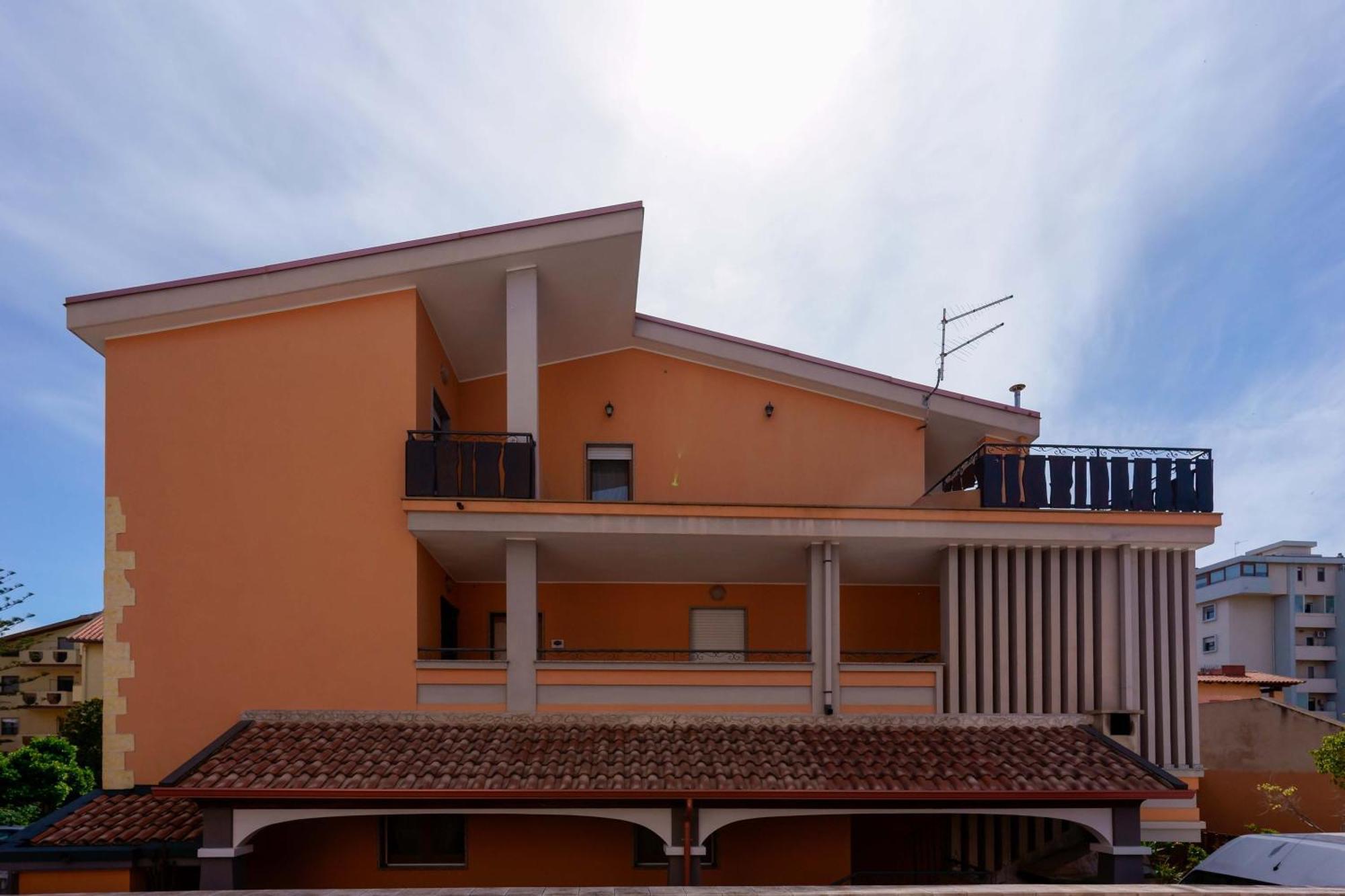B&B Paradise Home Quartu Sant'Elena Bagian luar foto