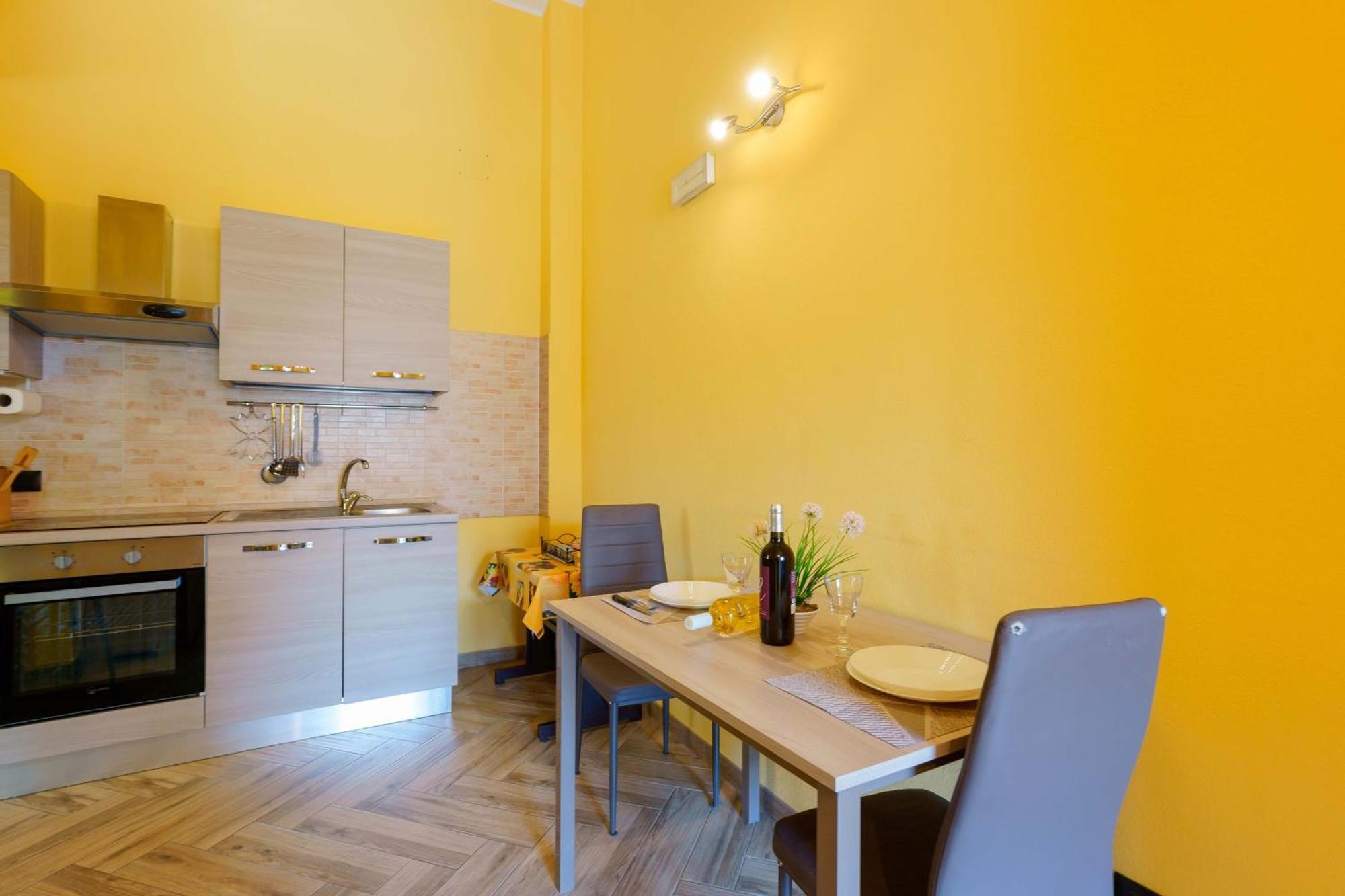 B&B Paradise Home Quartu Sant'Elena Bagian luar foto