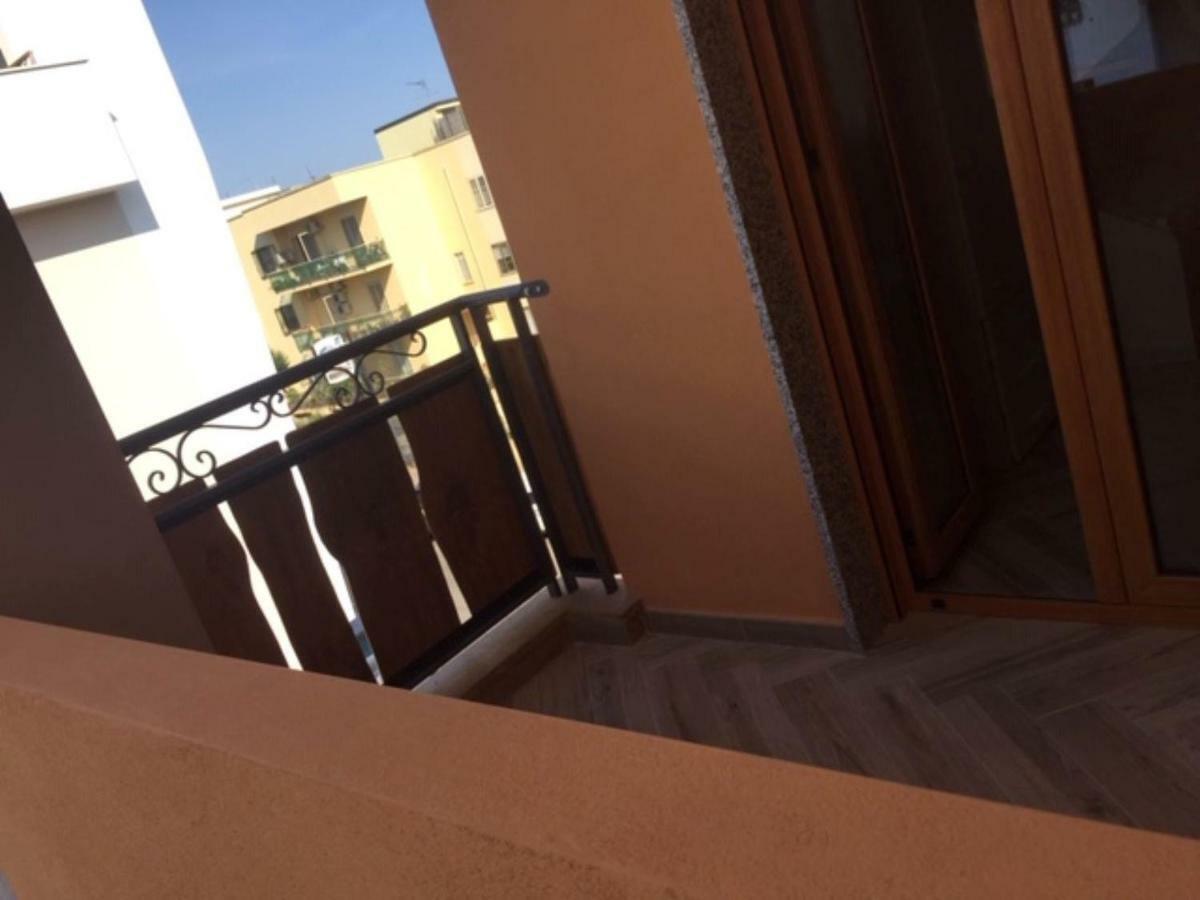B&B Paradise Home Quartu Sant'Elena Bagian luar foto